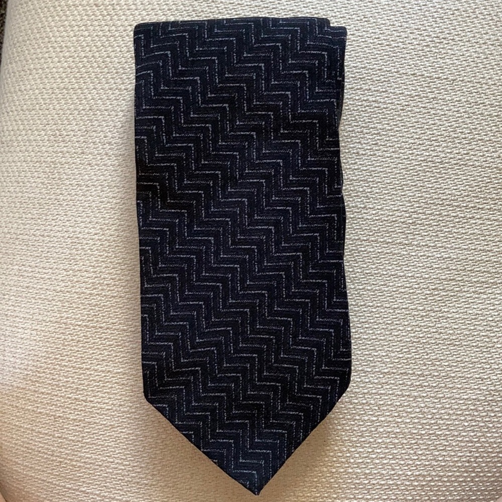 Cambridge silk tie